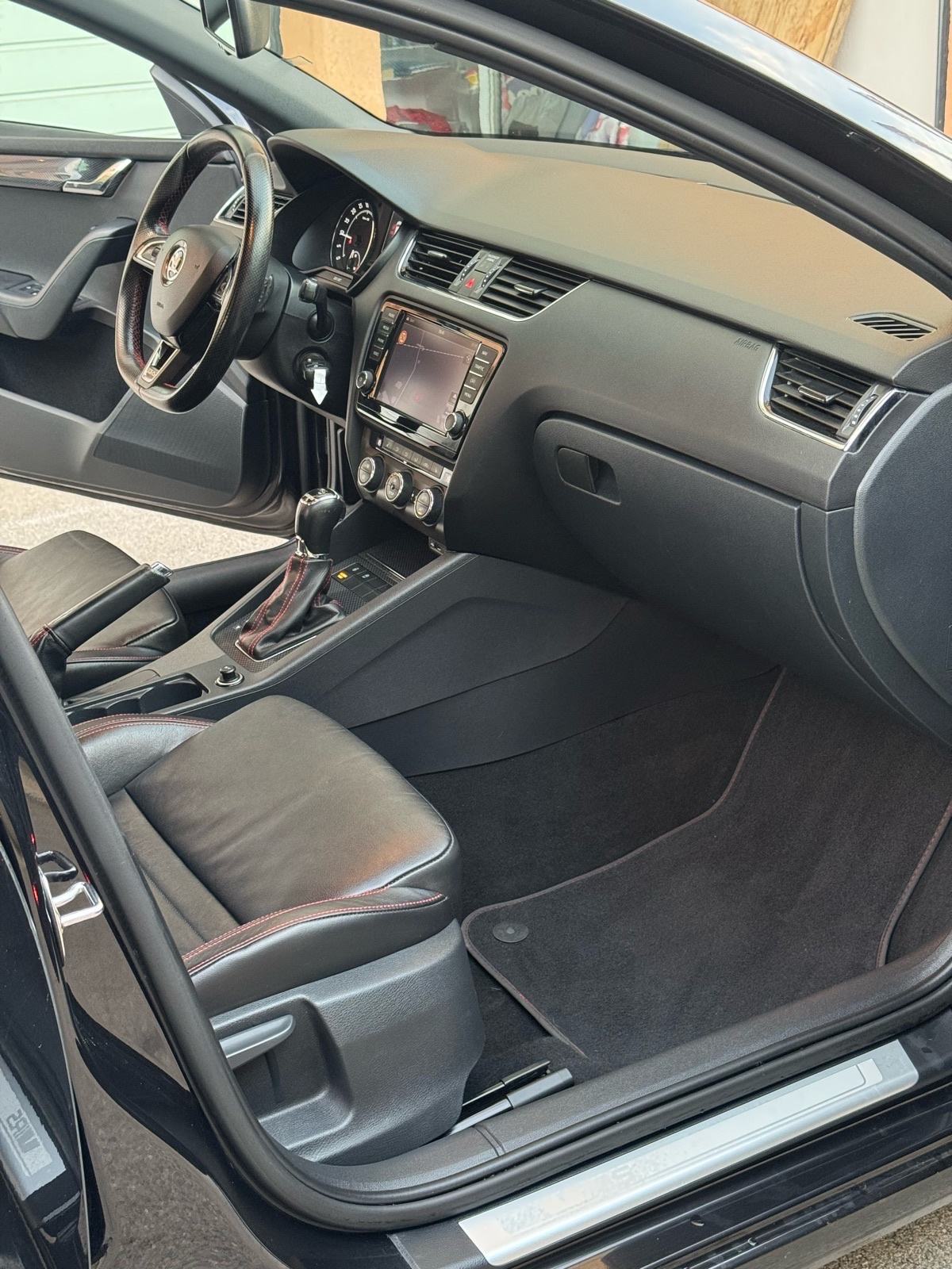 Škoda Octavia Combi RS 2,0 TDI DSG NAVIGACIJA#PDC# GARANCIJA 1 god, fotografija 13