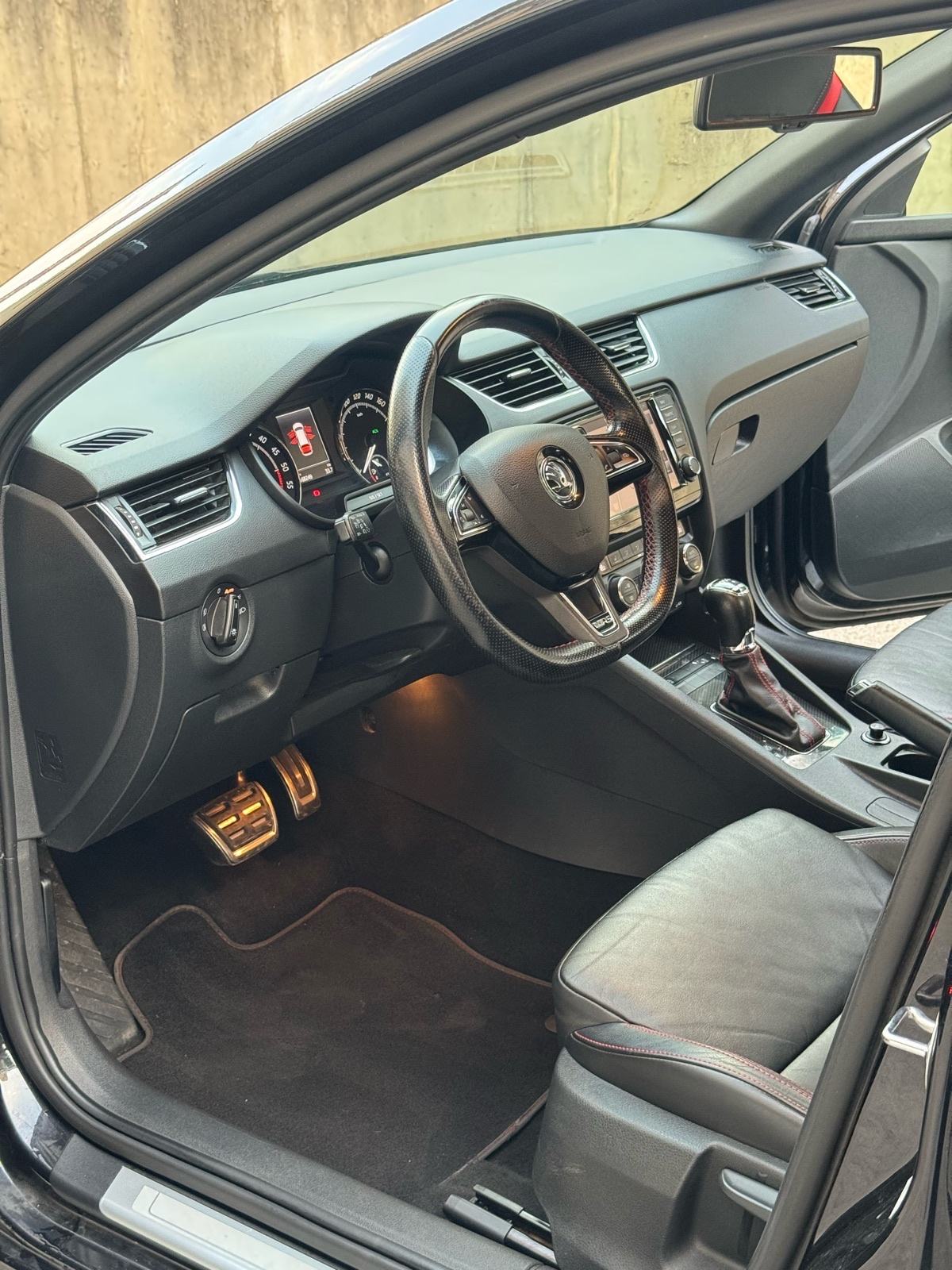 Škoda Octavia Combi RS 2,0 TDI DSG NAVIGACIJA#PDC# GARANCIJA 1 god, fotografija 14