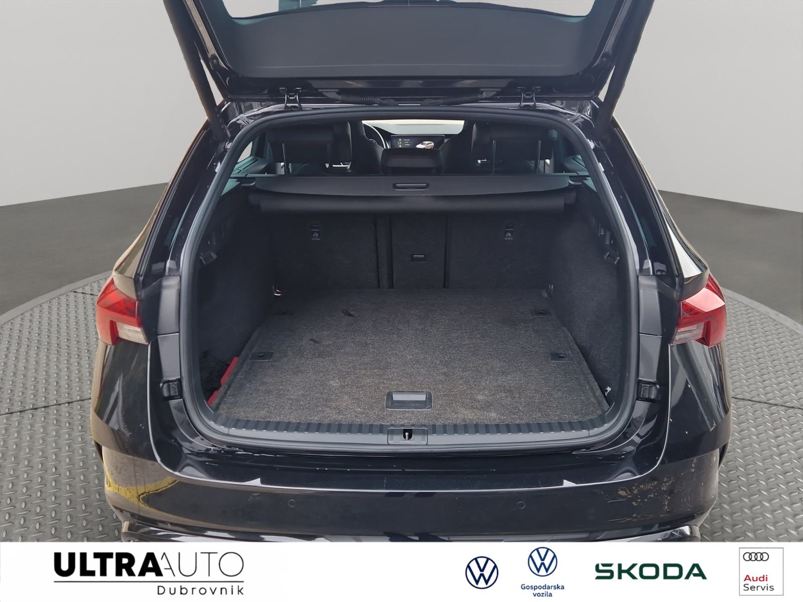 Škoda Octavia Combi RS 2,0 TDI DSG, fotografija 18