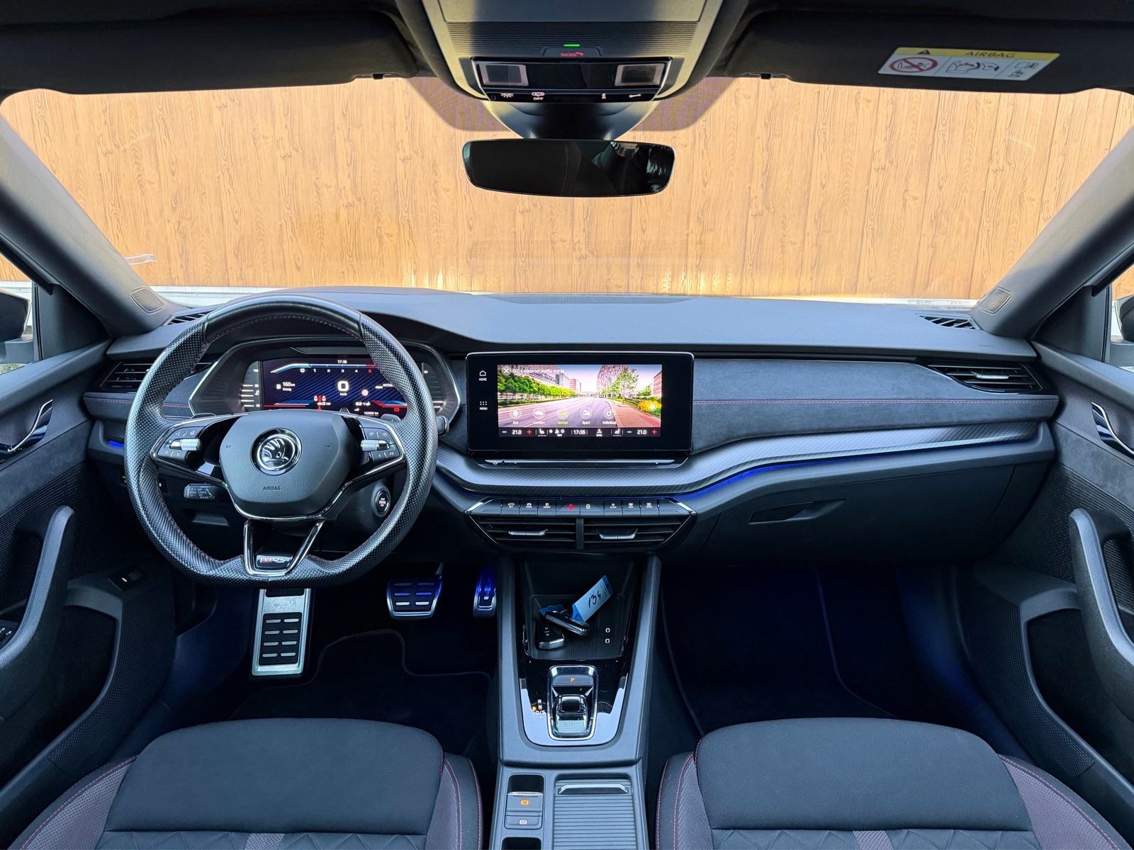 ŠKODA OCTAVIA COMBI RS 2,0 TDI DSG, fotografija 16