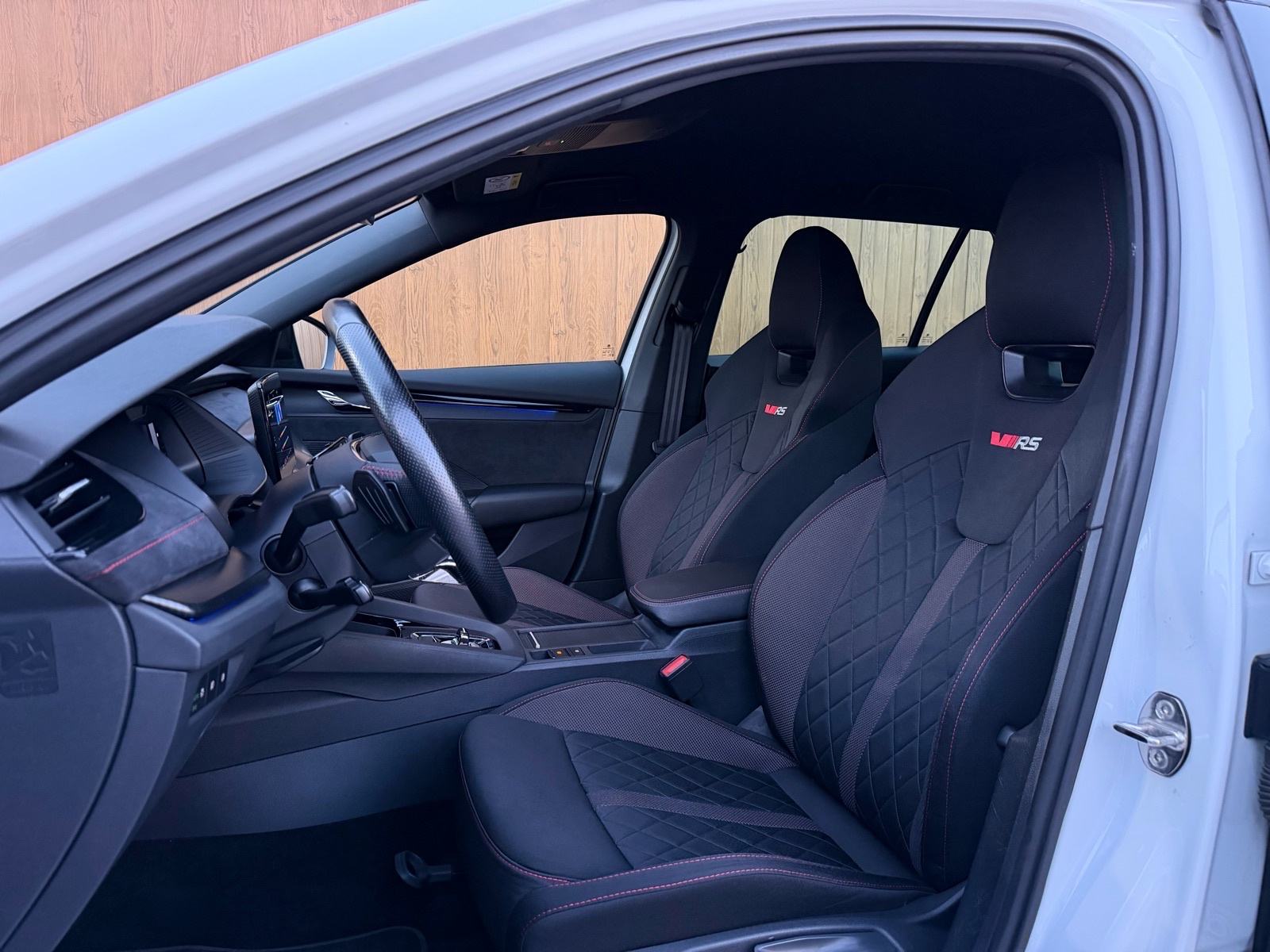 ŠKODA OCTAVIA COMBI RS 2,0 TDI DSG, fotografija 15