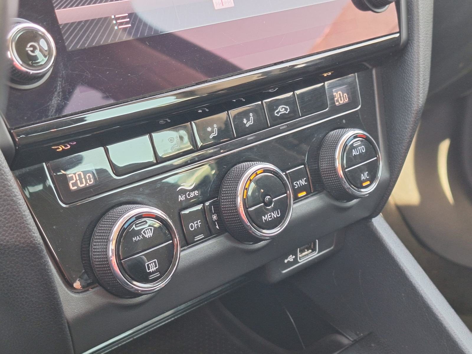 Škoda Octavia Combi Style 1.6 TDI, fotografija 14