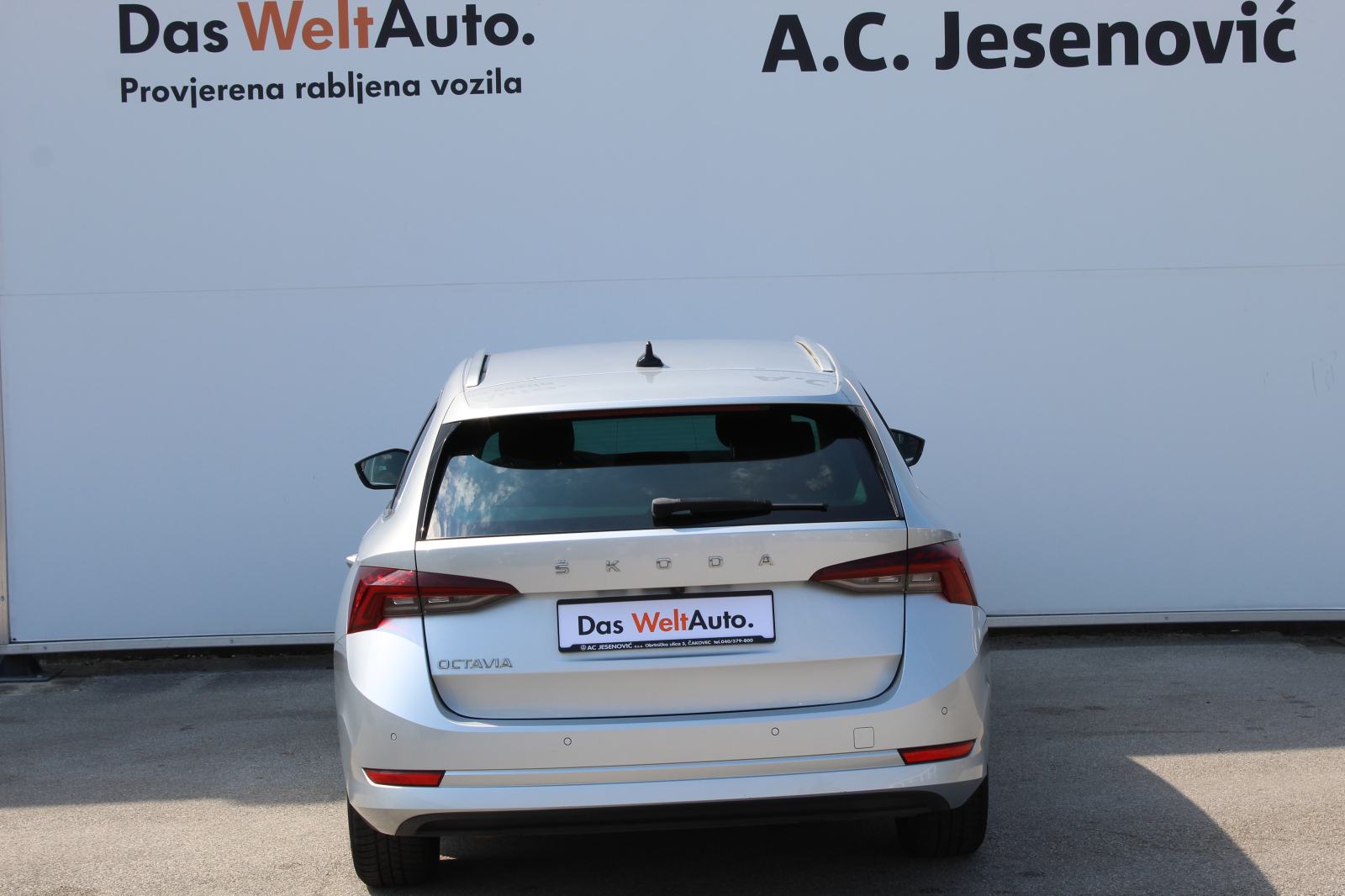 Škoda OCTAVIA Combi Style 2.0 TDI, fotografija 5