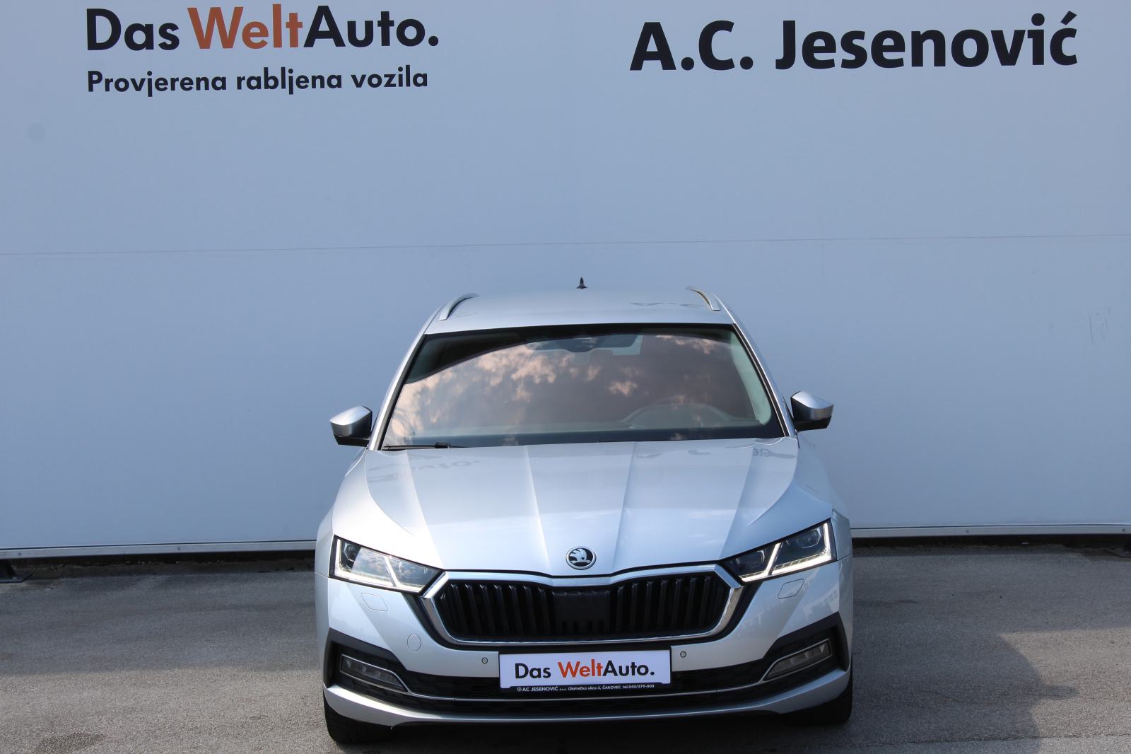 Škoda OCTAVIA Combi Style 2.0 TDI, fotografija 2