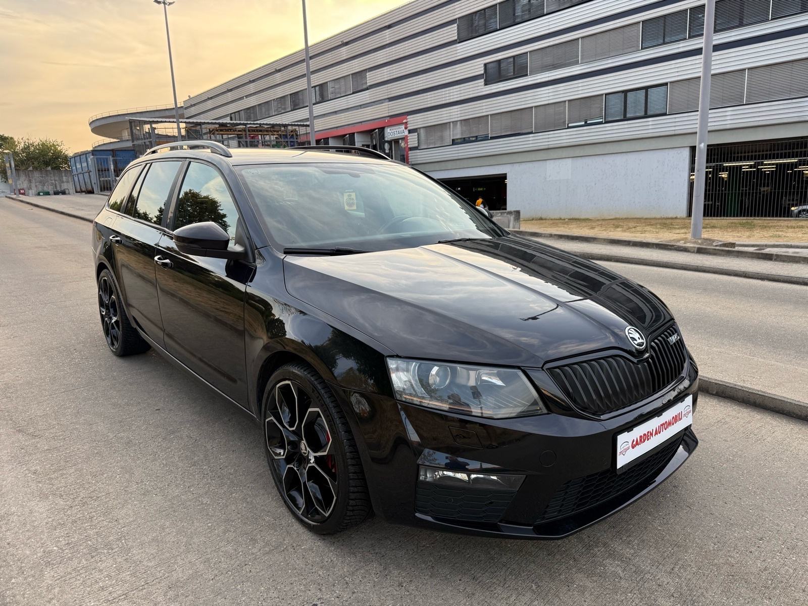 Škoda Octavia Combi vRS*AUTOMATIK*NAVI*19”, fotografija 3