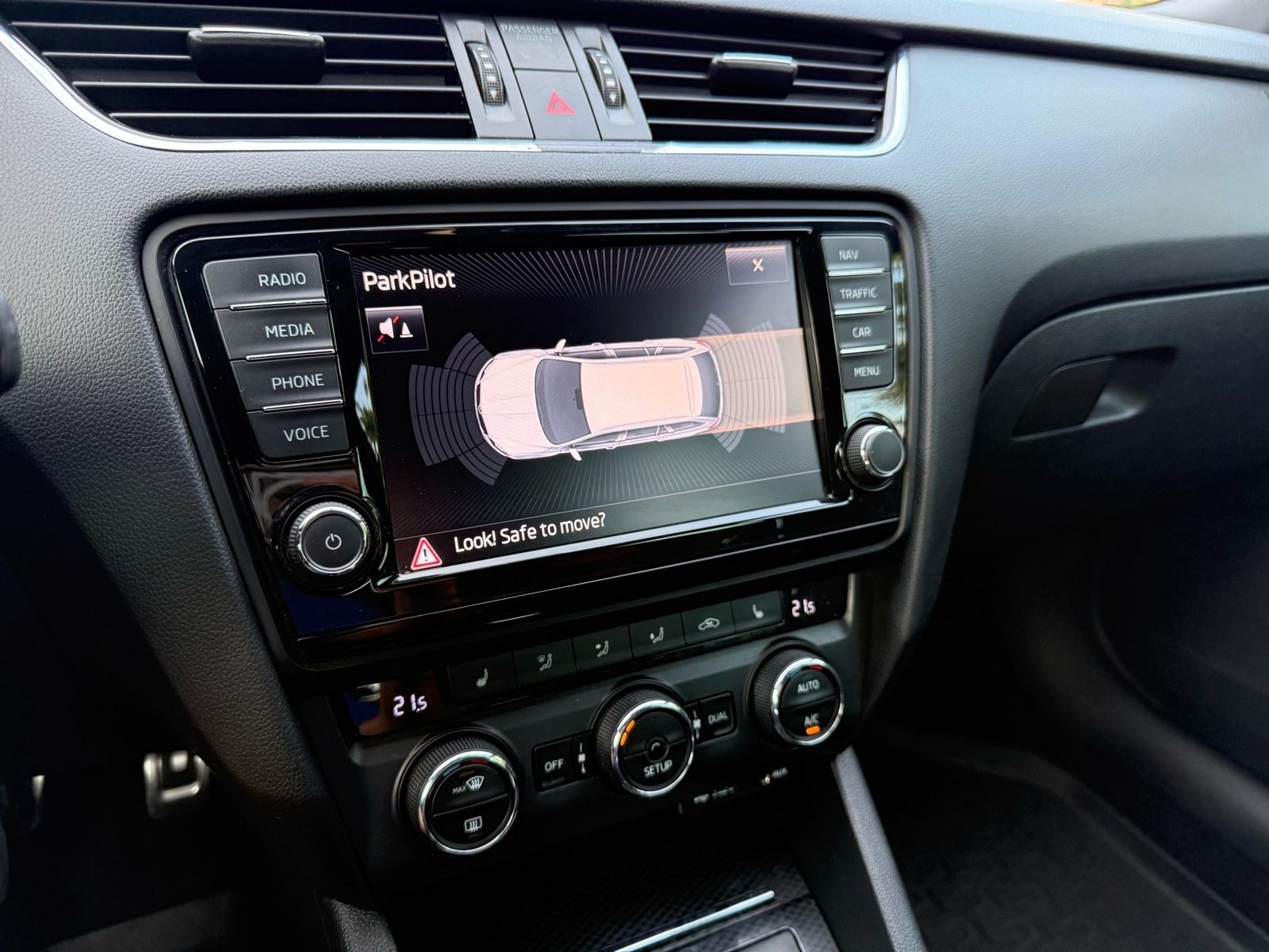 Škoda Octavia Combi vRS*AUTOMATIK*NAVI*19”, fotografija 19