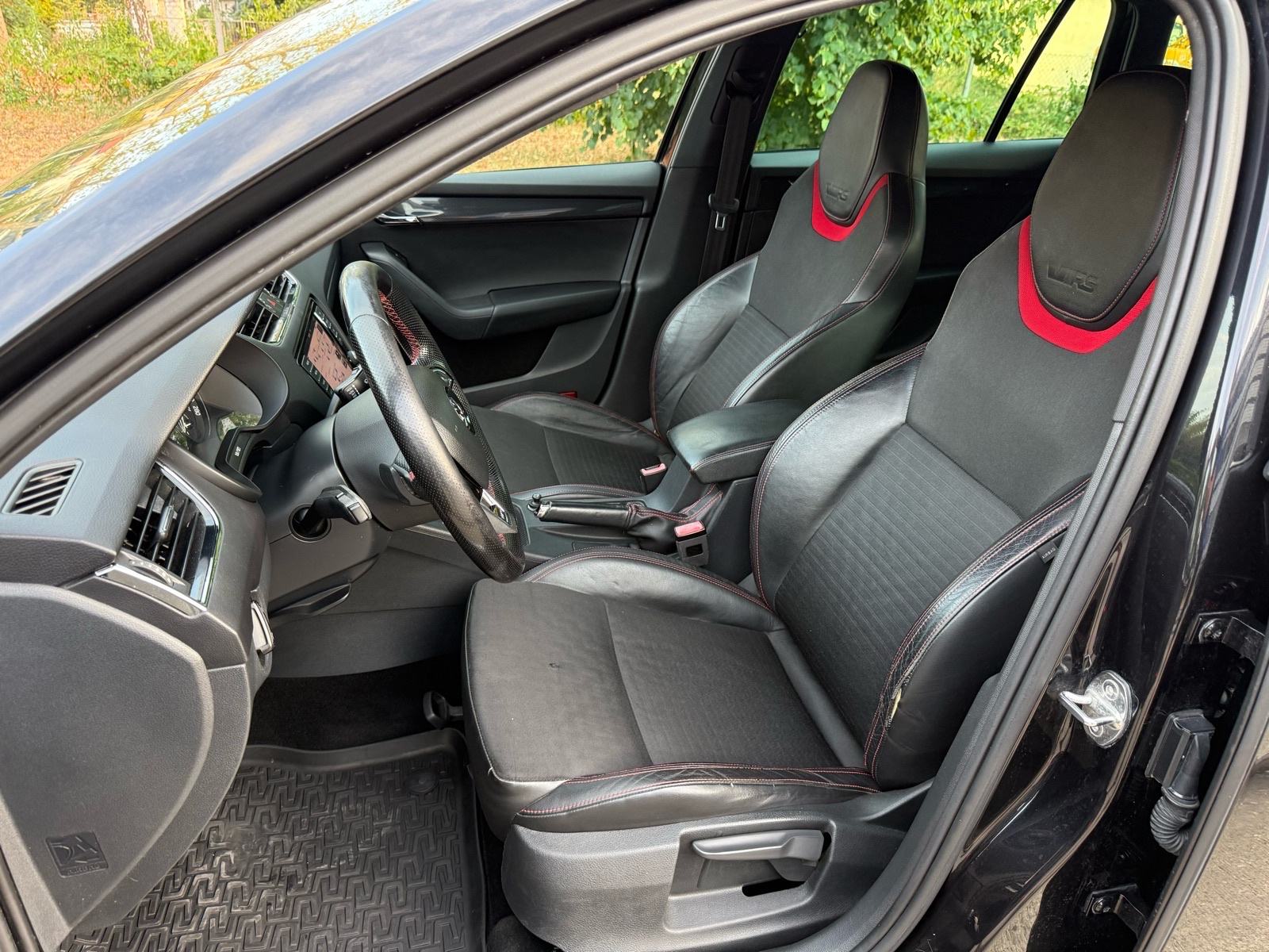 Škoda Octavia Combi vRS*AUTOMATIK*NAVI*19”, fotografija 11
