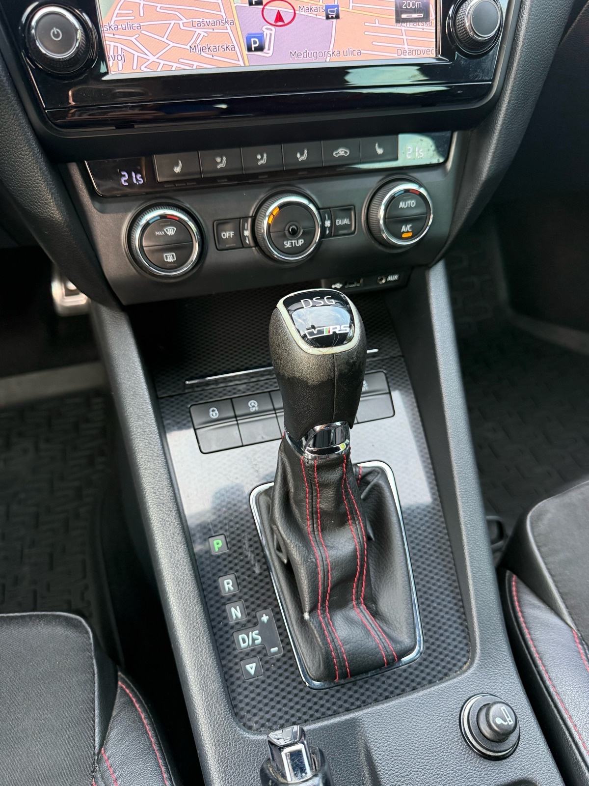 Škoda Octavia Combi vRS*AUTOMATIK*NAVI*19”, fotografija 20