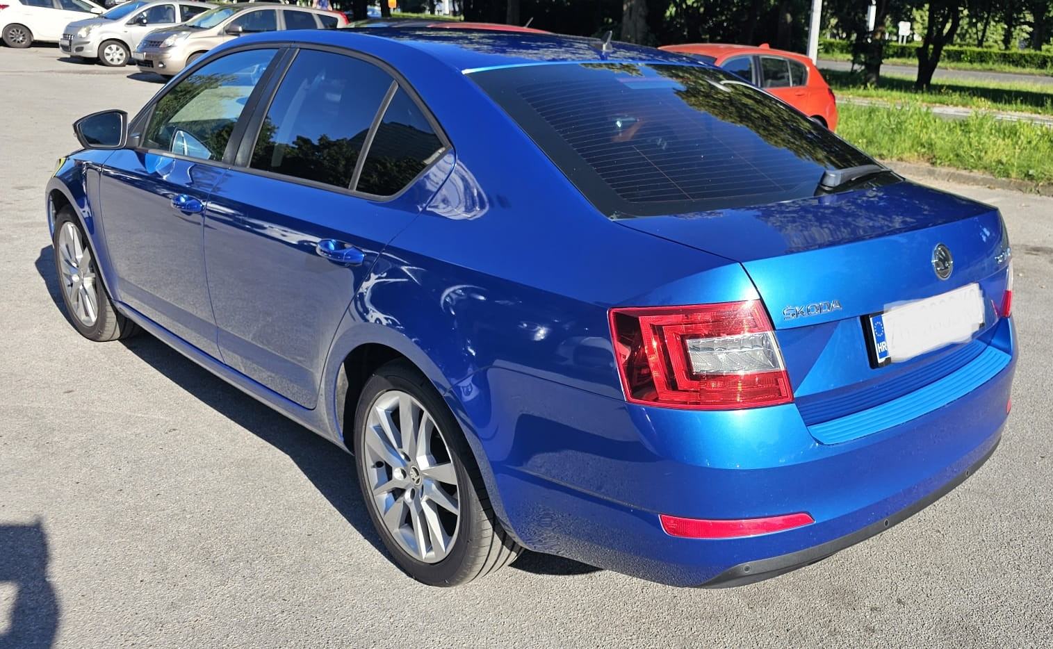 Škoda Octavia Elegance 2,0 TDI*110kW*Bi-xenon*bez ulaganja servisiran, fotografija 10