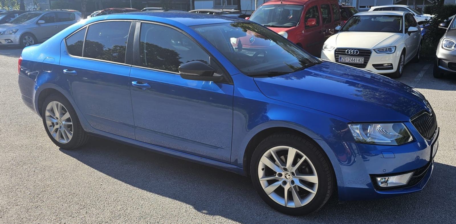 Škoda Octavia Elegance 2,0 TDI*110kW*Bi-xenon*bez ulaganja servisiran, fotografija 7