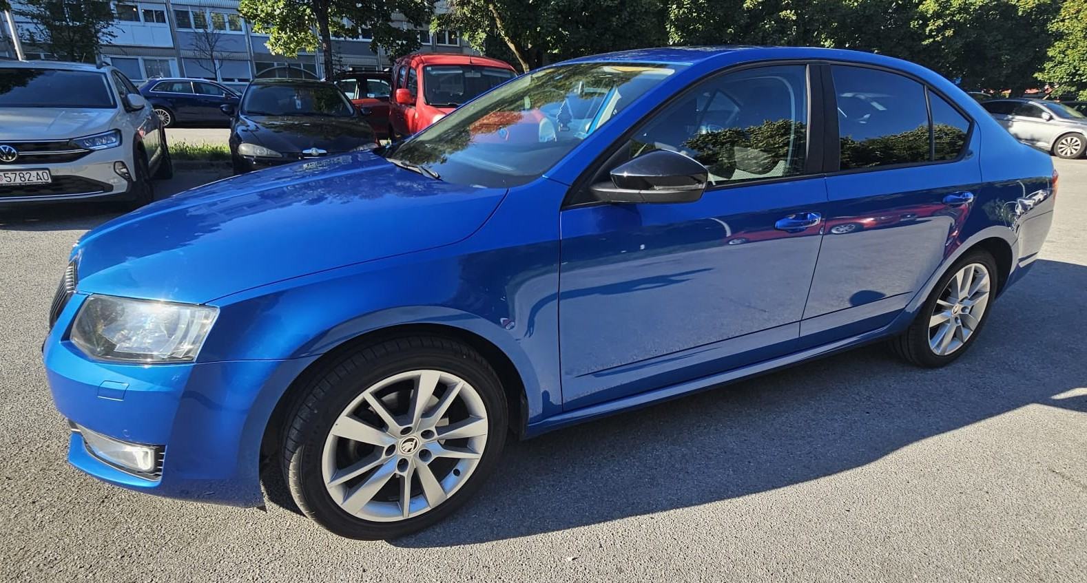 Škoda Octavia Elegance 2,0 TDI*110kW*Bi-xenon*bez ulaganja servisiran, fotografija 3