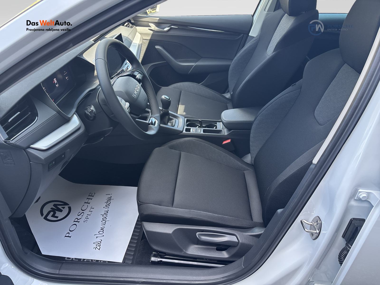 Škoda Octavia FL Essence 2.0 TDI, fotografija 9