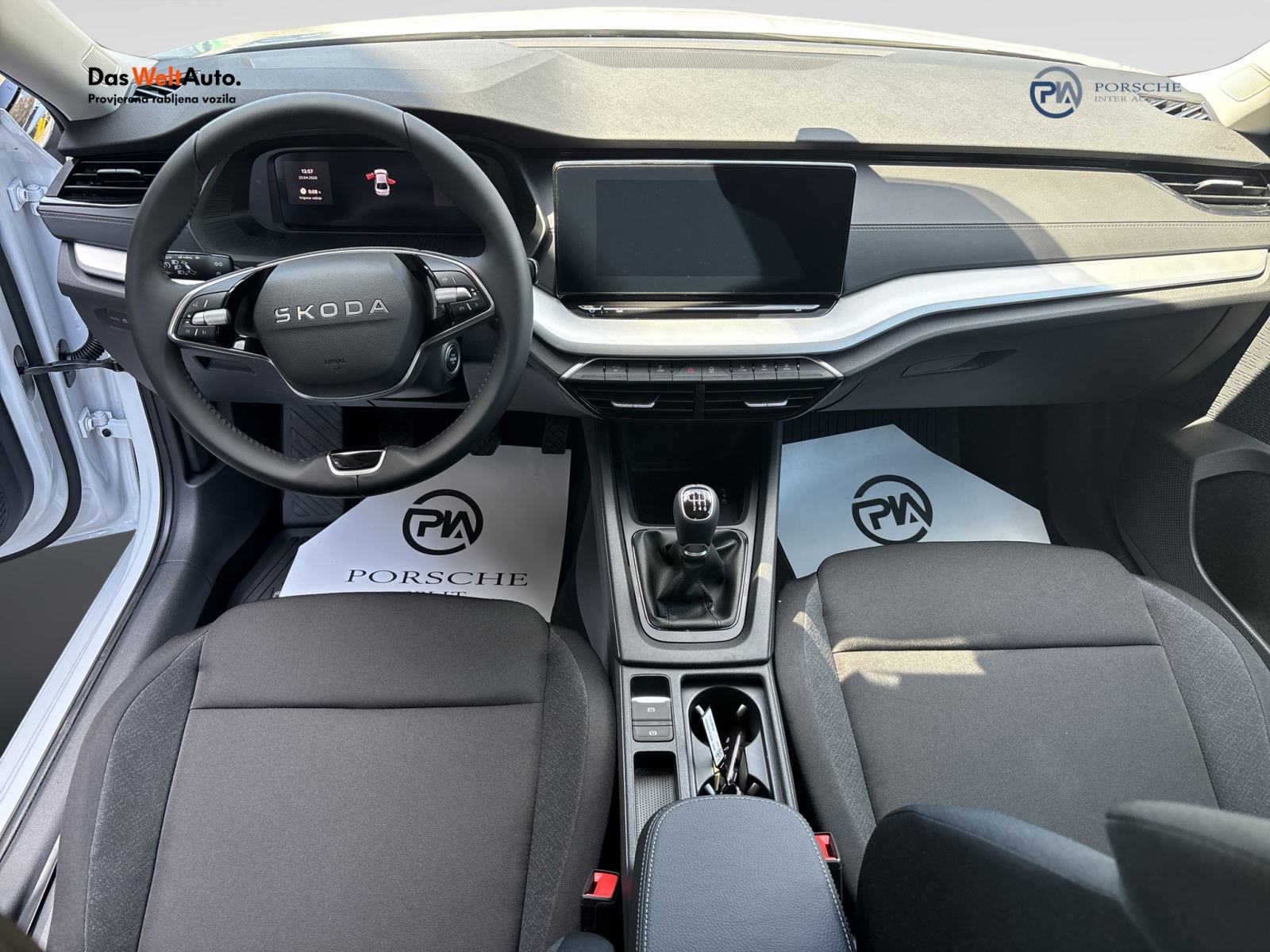Škoda Octavia FL Essence 2.0 TDI, fotografija 13