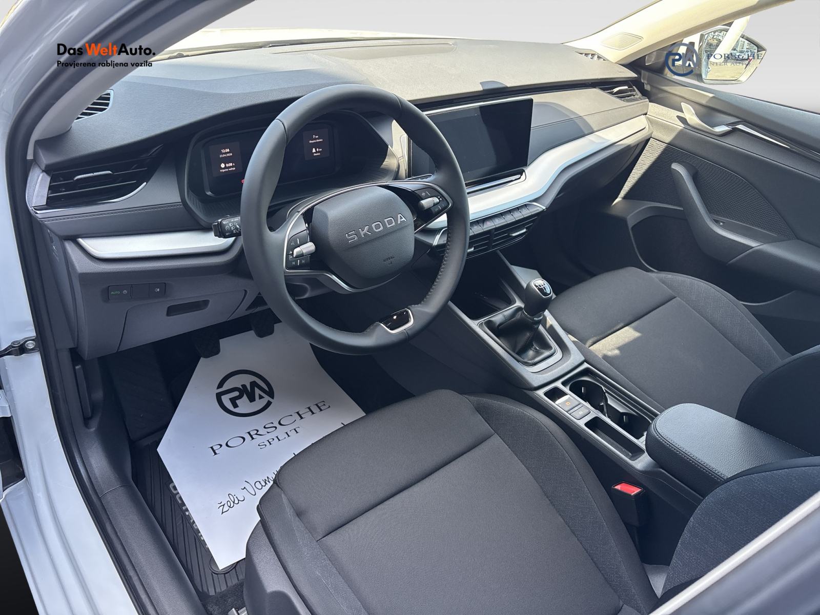 Škoda Octavia FL Essence 2.0 TDI, fotografija 14