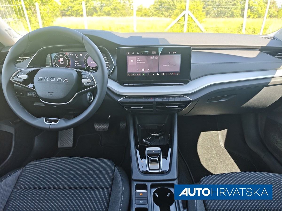 ŠKODA OCTAVIA FL Selection 1.5 TSI DSG mHEV - TVORNIČKO JAMSTVO, 27.90, fotografija 11