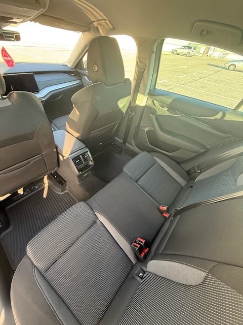 Škoda Octavia FL Selection 2.0 TDI DSG 2024, fotografija 16