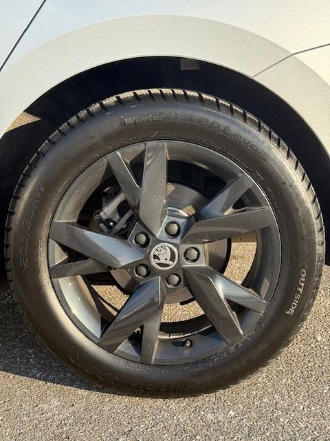 Škoda Octavia FL Selection 2.0 TDI DSG 2024, fotografija 5