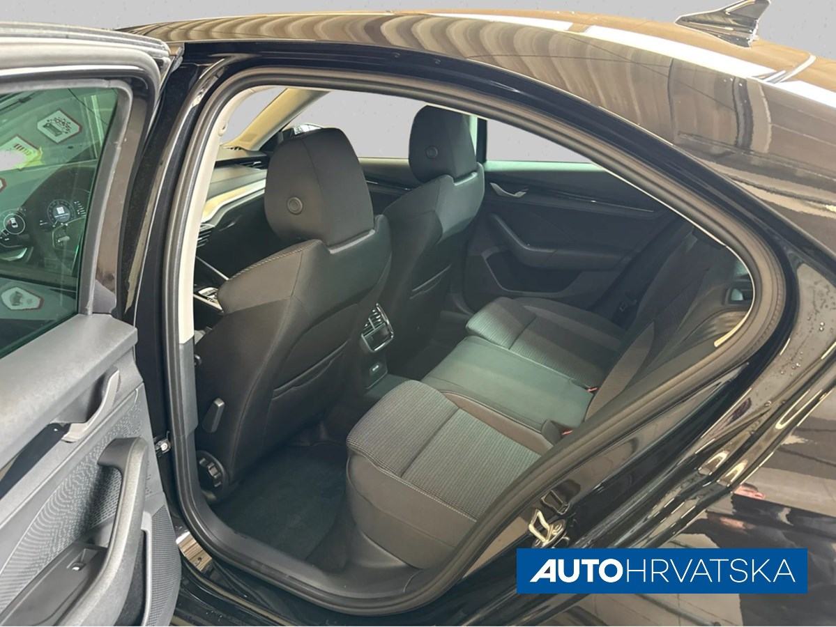ŠKODA OCTAVIA FL Selection 2.0 TDI DSG - TVORNIČKO JAMSTVO, 32.900,00, fotografija 12
