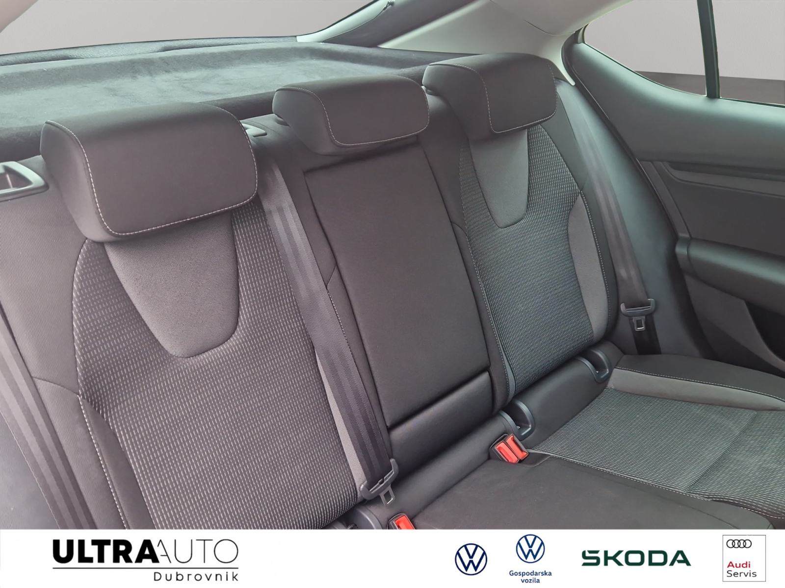 Škoda Octavia FL Selection 2,0 TDI, fotografija 17