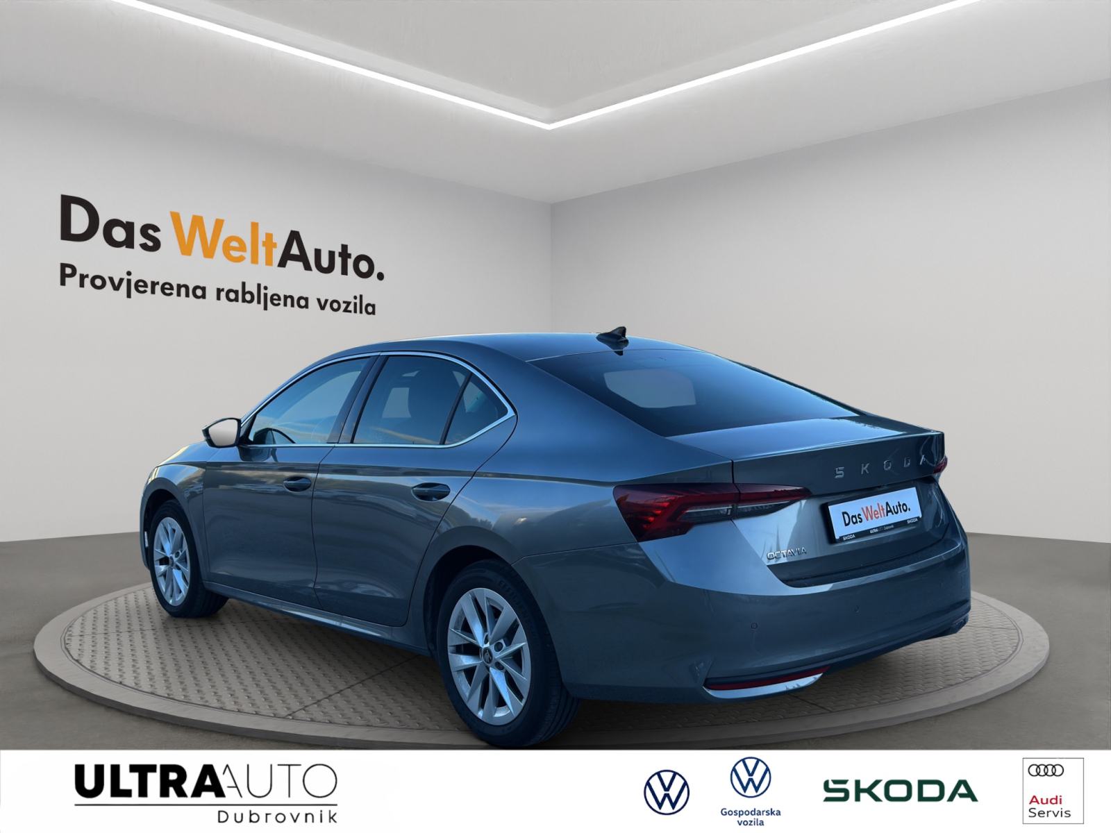 Škoda Octavia FL Selection 2,0 TDI, fotografija 3
