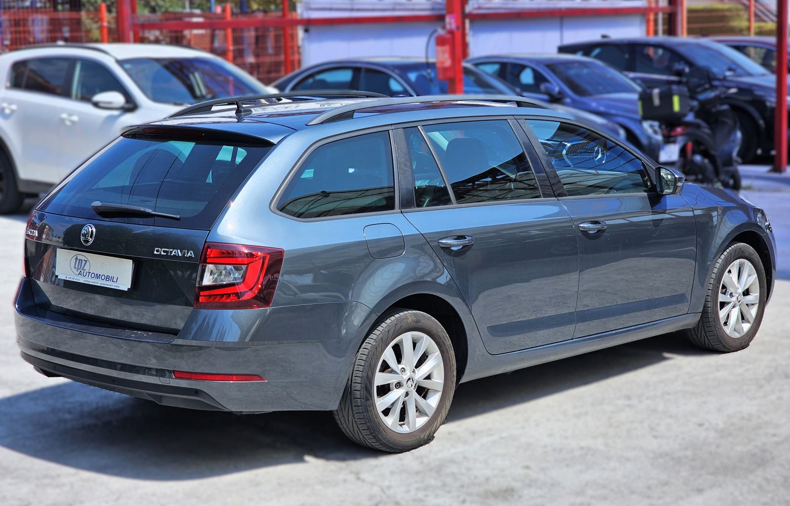ŠKODA*OCTAVIA*KARAVAN*1.6 TDI*DSG-AUTOMATIK*REG.01/27*NAVI*TOUCH*11990, fotografija 7