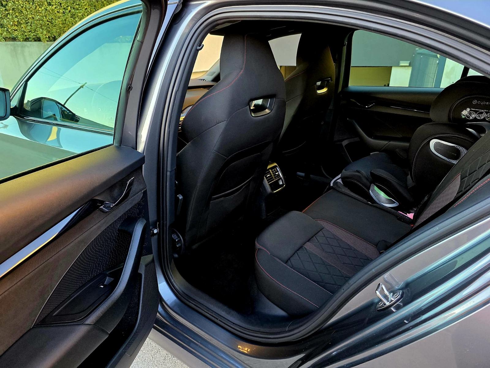 Škoda Octavia RS 2,0 TDI automatik, fotografija 13