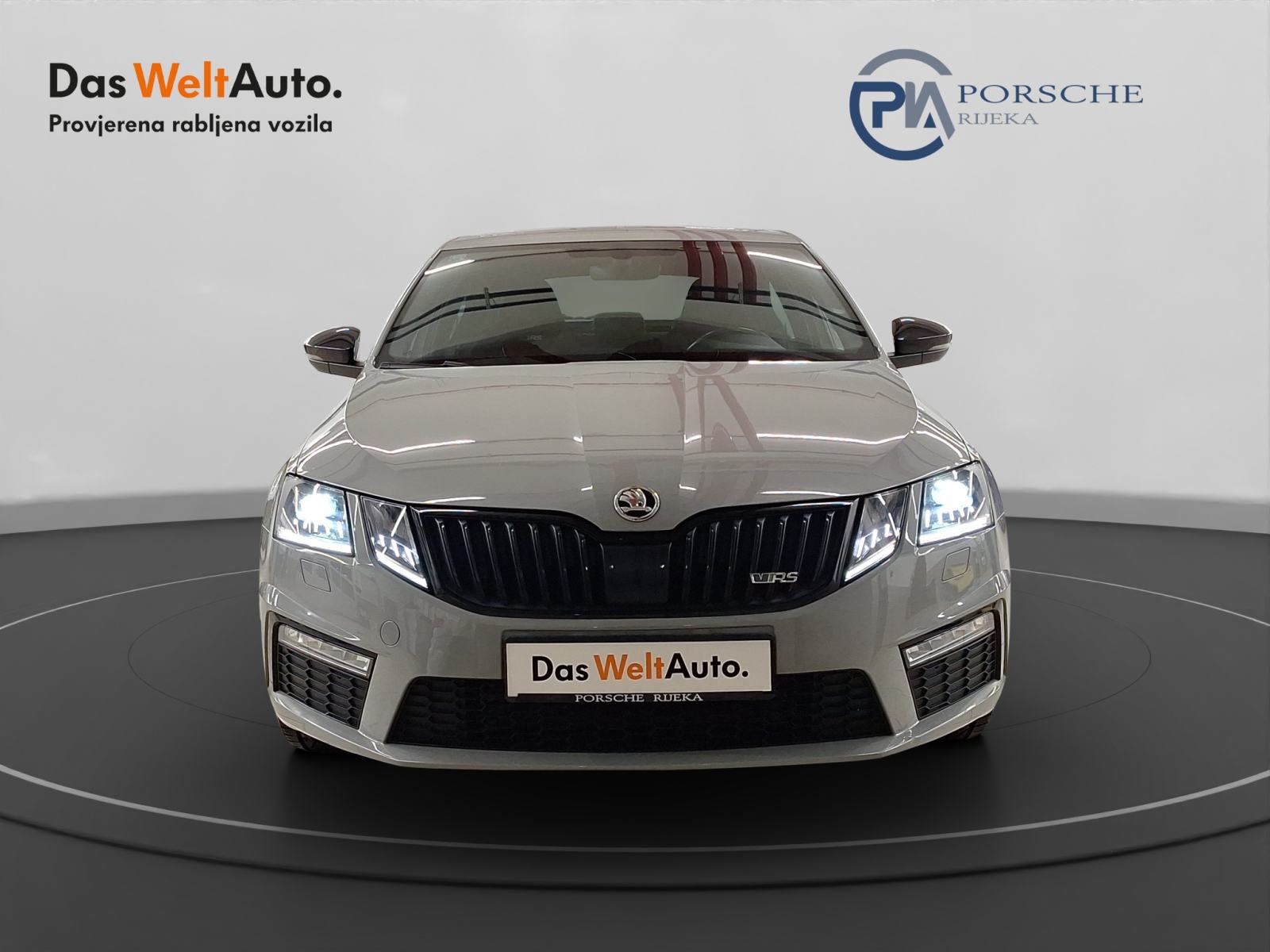 Škoda Octavia RS 2.0 TDI, fotografija 2