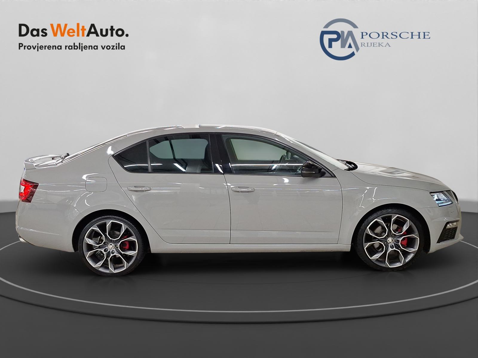 Škoda Octavia RS 2.0 TDI, fotografija 4