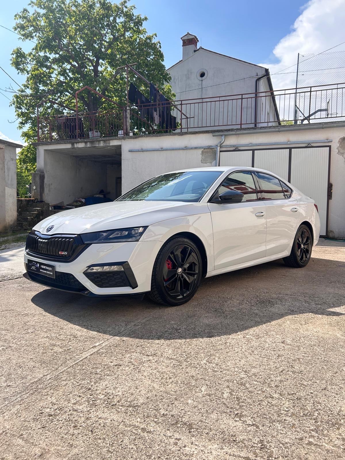Škoda Octavia RS 2,0 TSI DSG, fotografija 3