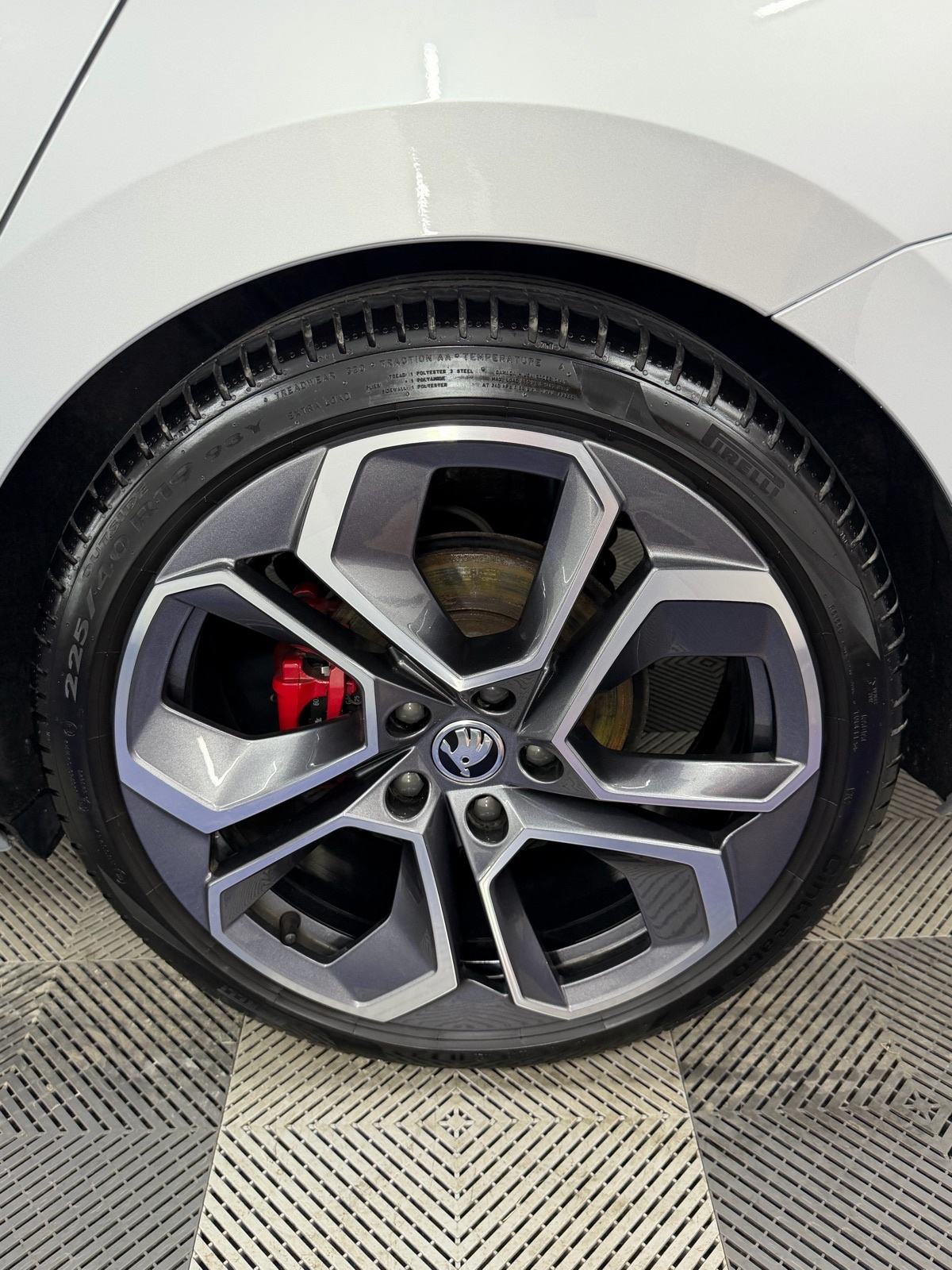 Škoda Octavia RS PLUS 2,0 TDI, REG7/27, fotografija 11