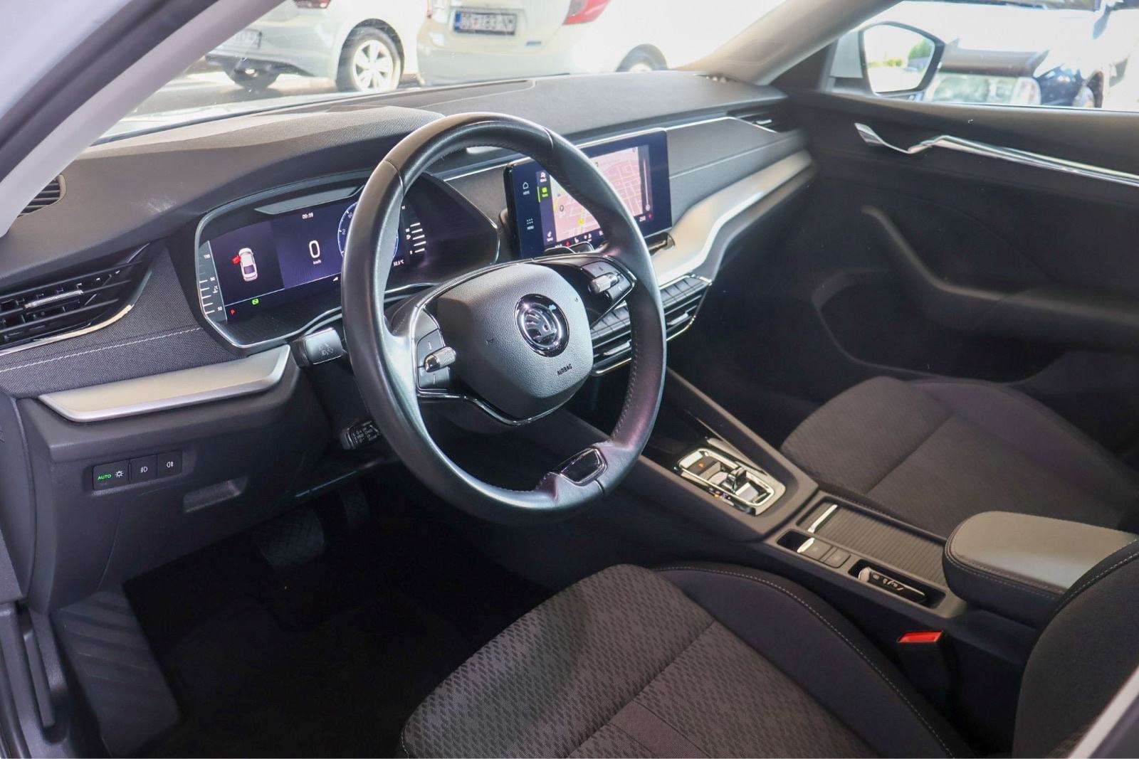 ŠKODA OCTAVIA Style 2,0 TDI, DSG, PDV, GARANCIJA, fotografija 9
