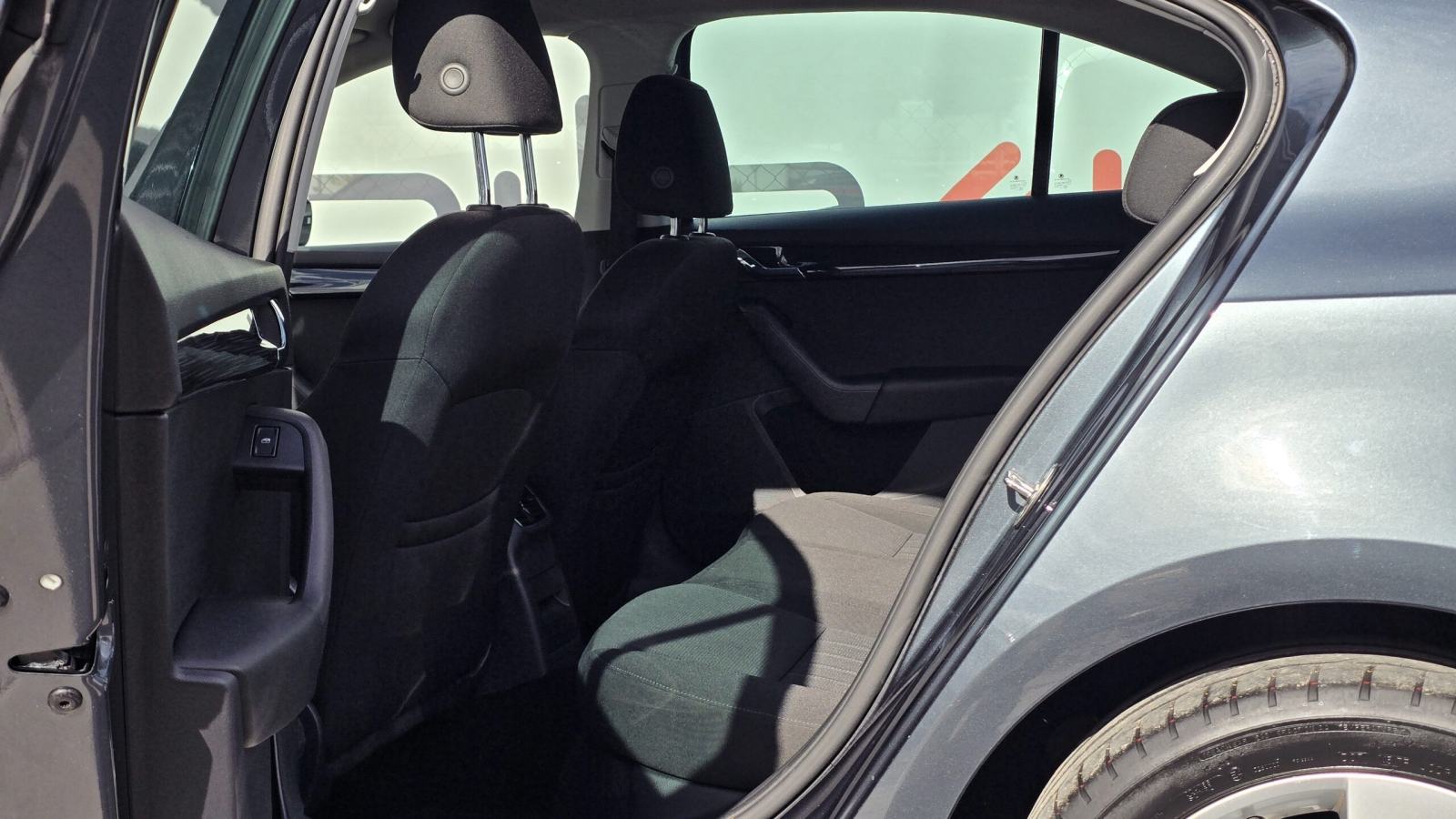 Škoda Octavia Style 2.0 TDI DSG, fotografija 7