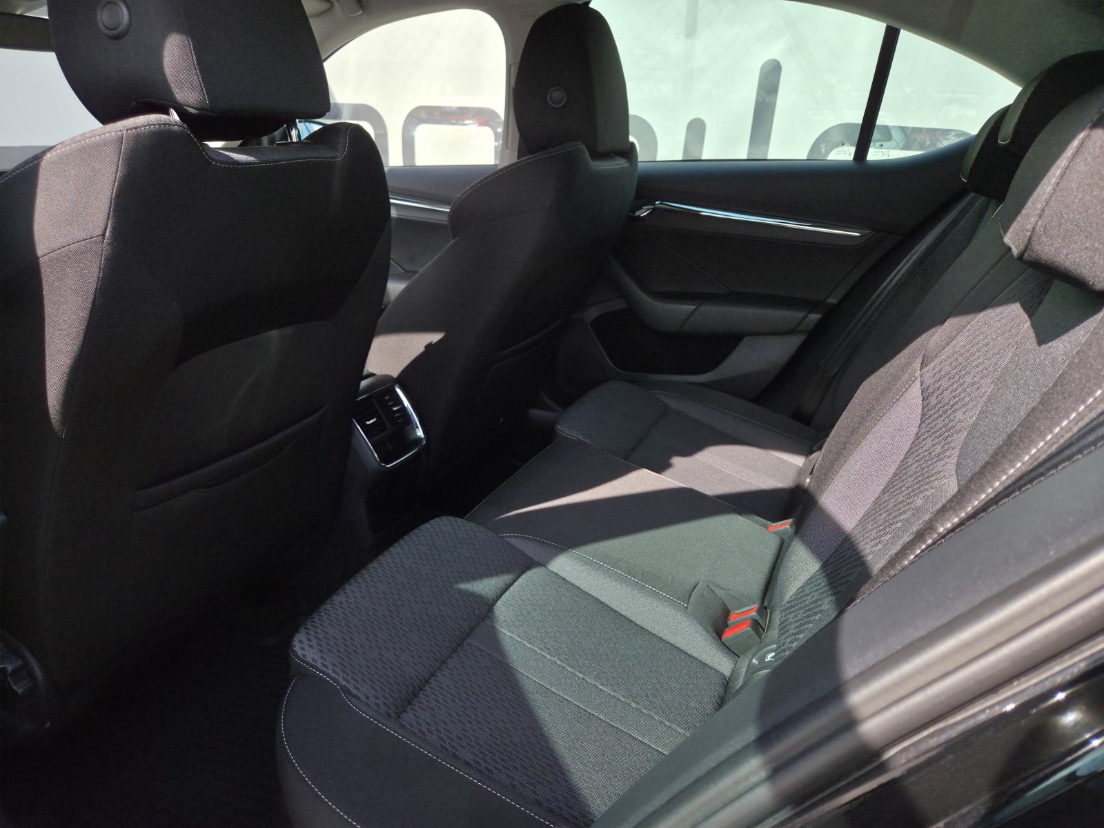 Škoda Octavia Style 2.0 TDI DSG, fotografija 7