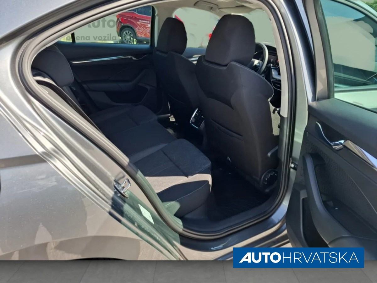 ŠKODA OCTAVIA Style 2.0 TDI DSG - TVORNIČKO JAMSTVO, 24.900,00 €, fotografija 11