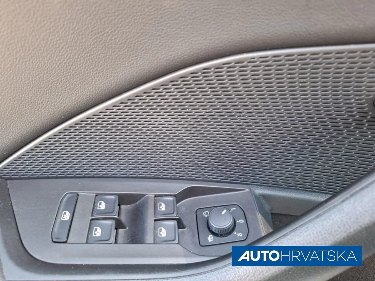 ŠKODA OCTAVIA Style 2.0 TDI DSG - TVORNIČKO JAMSTVO, 24.900,00 €, fotografija 17