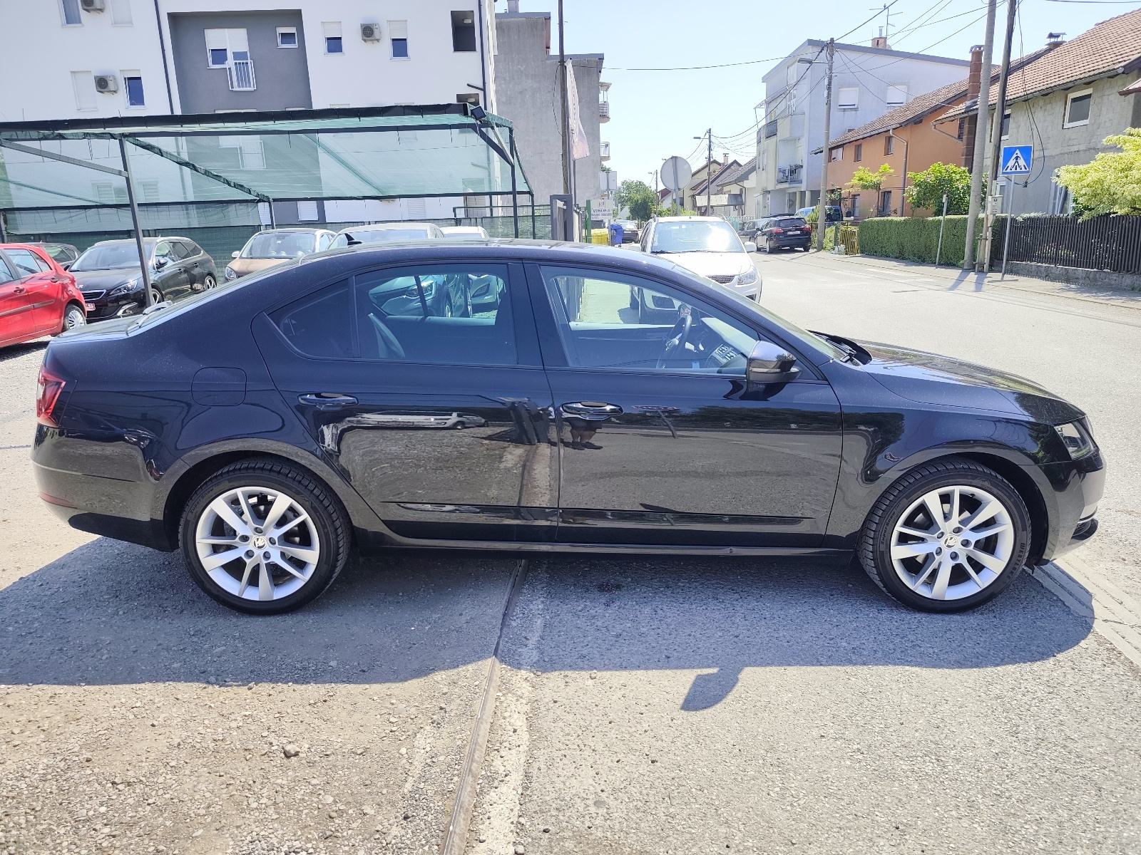 Škoda Octavia TDI // DSG // TOP STANJE // ALU // HR - AUTO //, fotografija 10