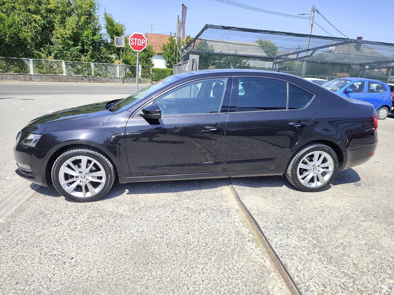 Škoda Octavia TDI // DSG // TOP STANJE // ALU // HR - AUTO //, fotografija 6