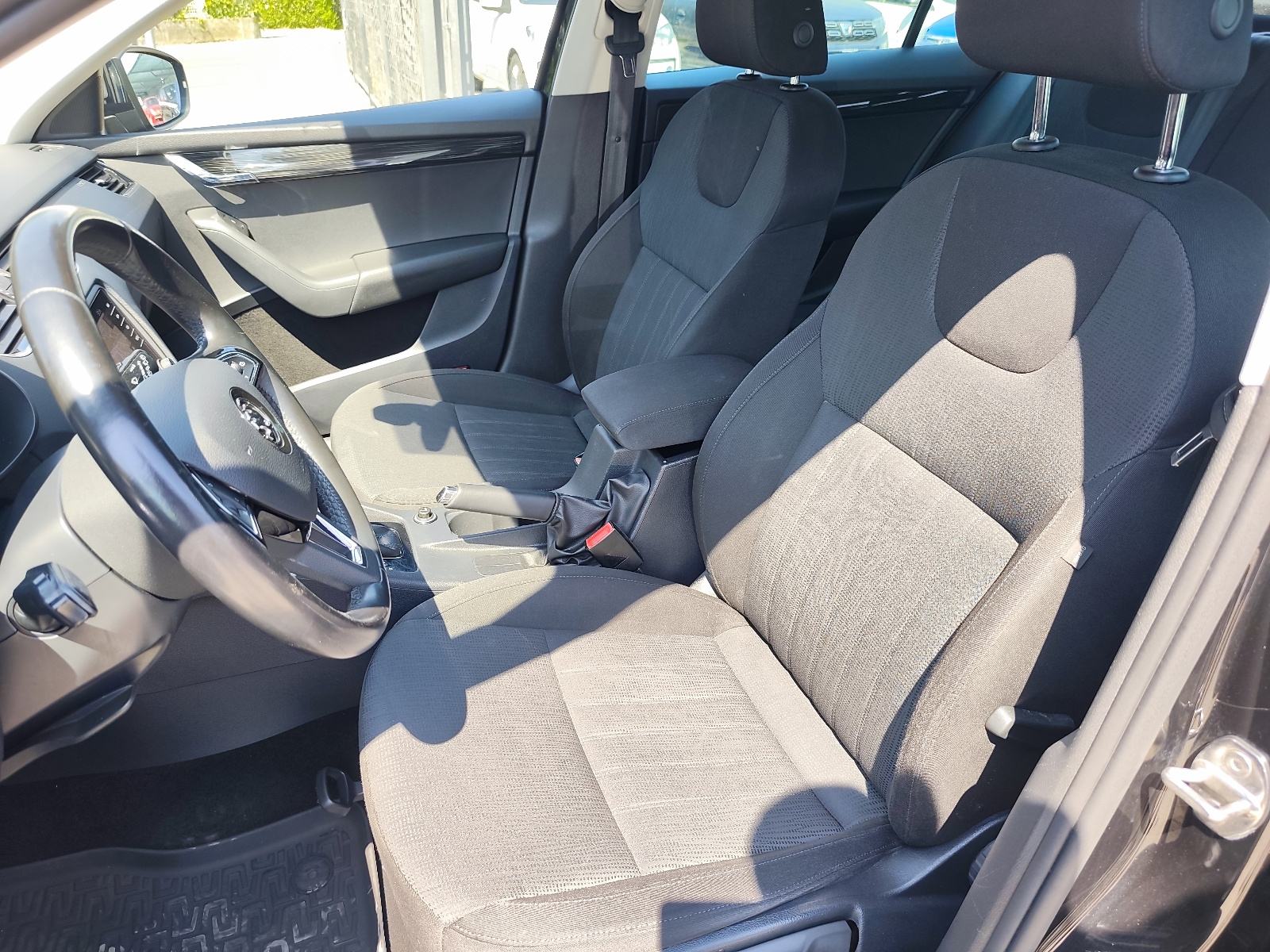 Škoda Octavia TDI // DSG // TOP STANJE // ALU // HR - AUTO //, fotografija 12
