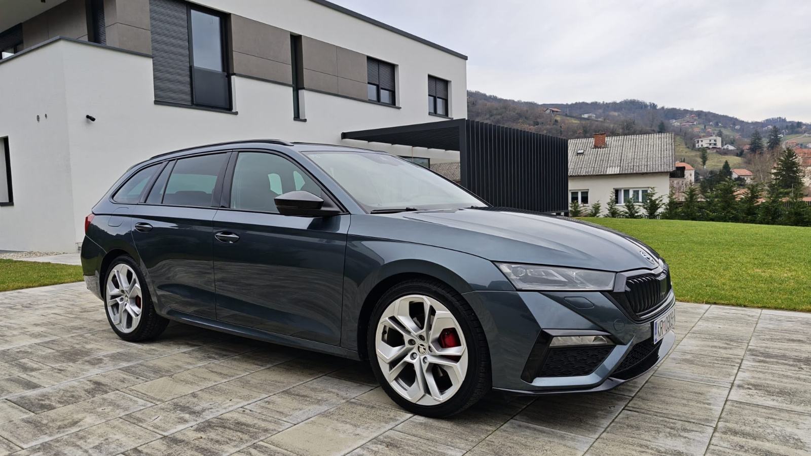 ŠKODA OCTAVIA VRS 2.0 TDI 4×4 DSG, fotografija 5
