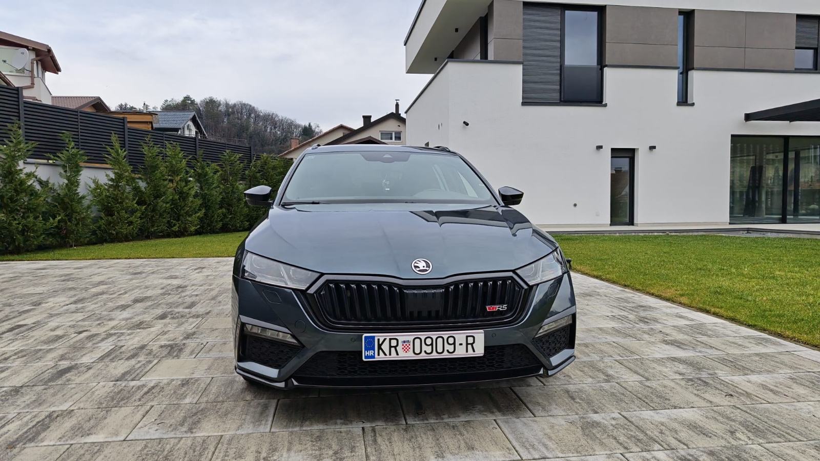 ŠKODA OCTAVIA VRS 2.0 TDI 4×4 DSG, fotografija 3