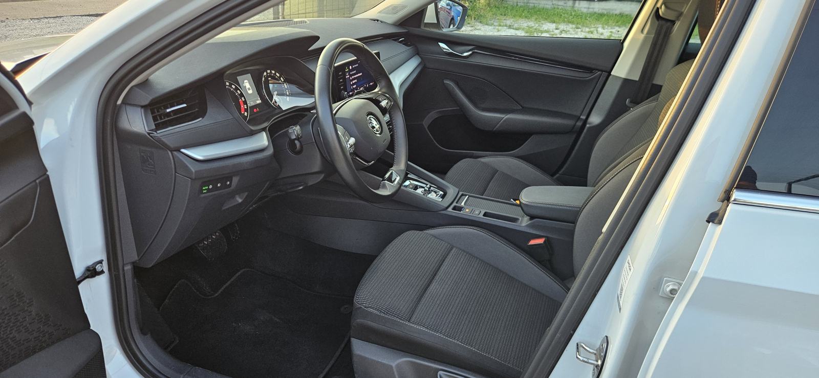 SKODA OKTAVIA 2.0 AUTOMATIK 110kWt * DSG * MATRIX * TOP, fotografija 9