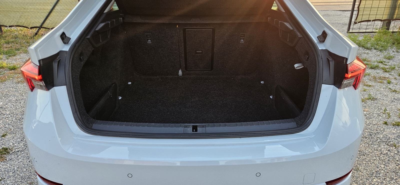 SKODA OKTAVIA 2.0 AUTOMATIK 110kWt * DSG * MATRIX * TOP, fotografija 13