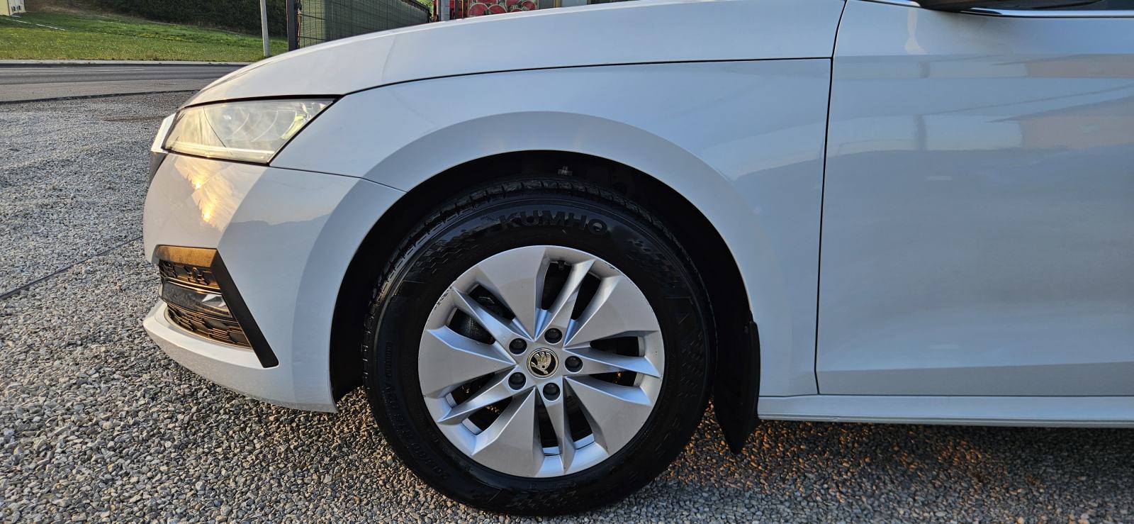 SKODA OKTAVIA 2.0 AUTOMATIK 110kWt * DSG * MATRIX * TOP, fotografija 8