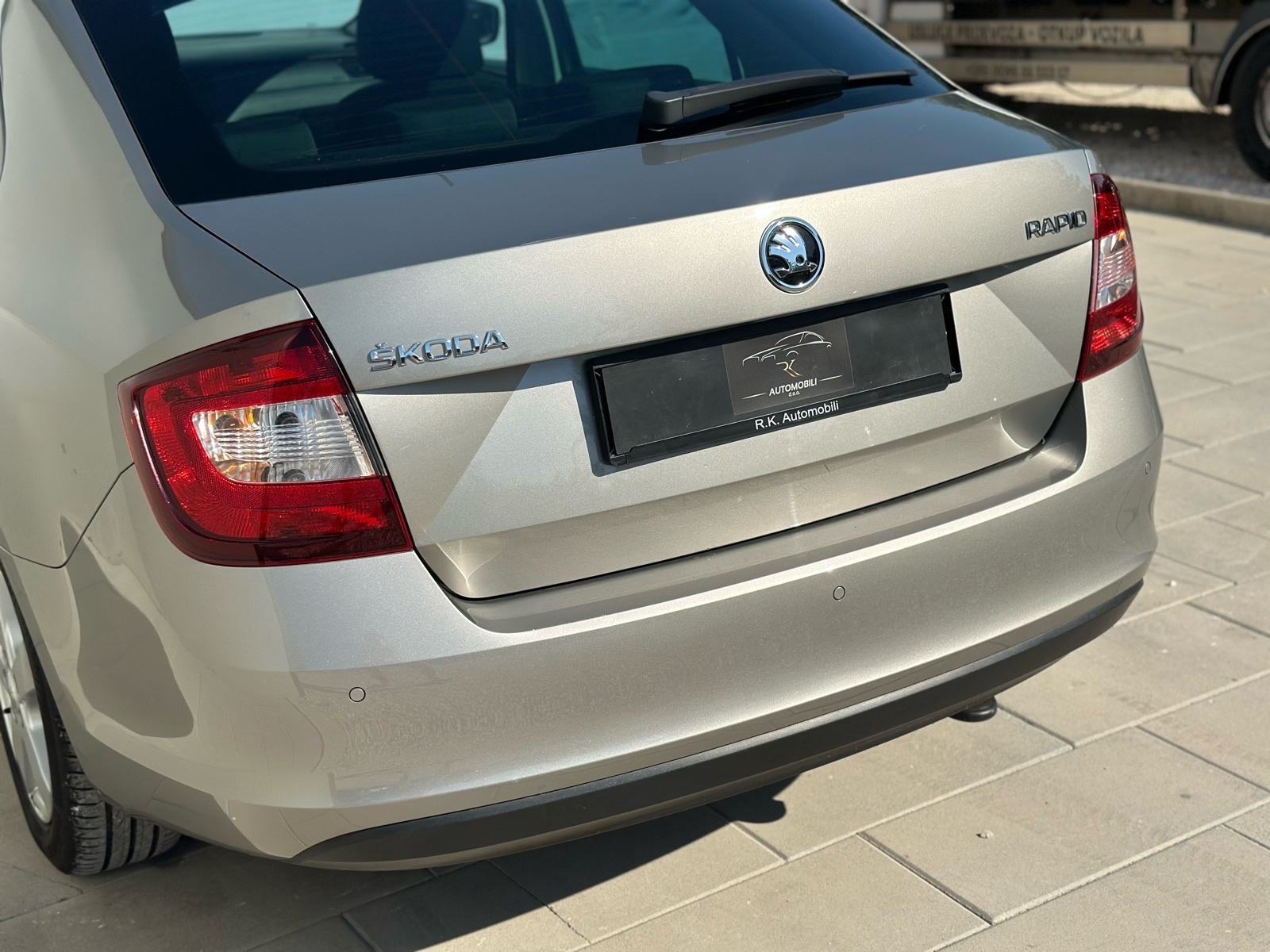Škoda Rapid 1,0 TSI 2019 *navigacija, fotografija 7