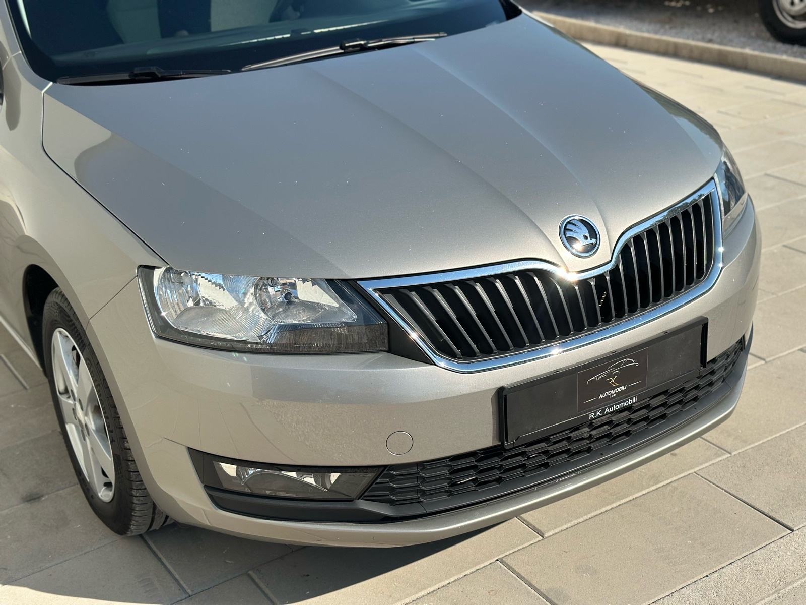 Škoda Rapid 1,0 TSI 2019 *navigacija, fotografija 5