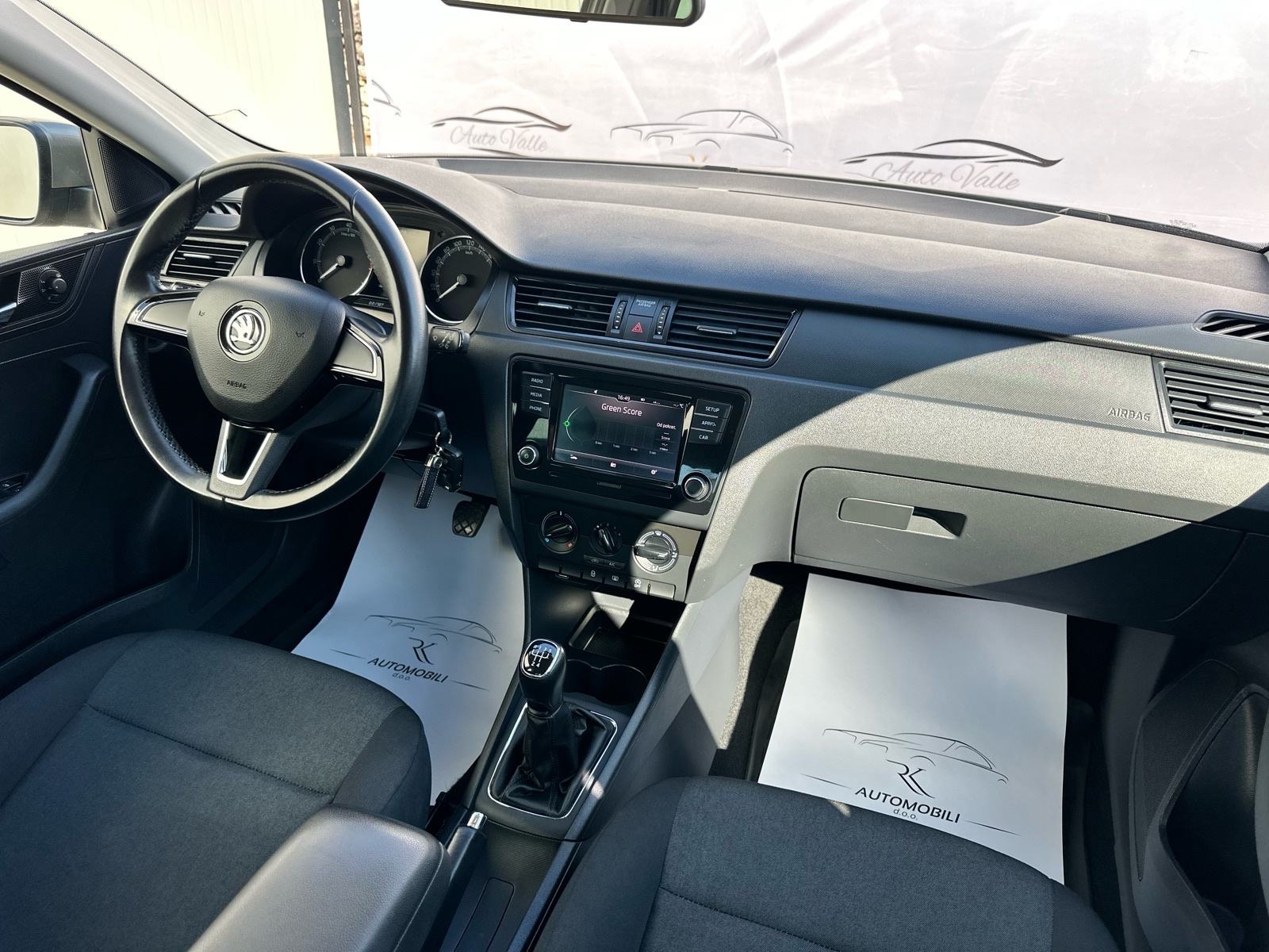 Škoda Rapid 1,0 TSI 2019 *navigacija, fotografija 9