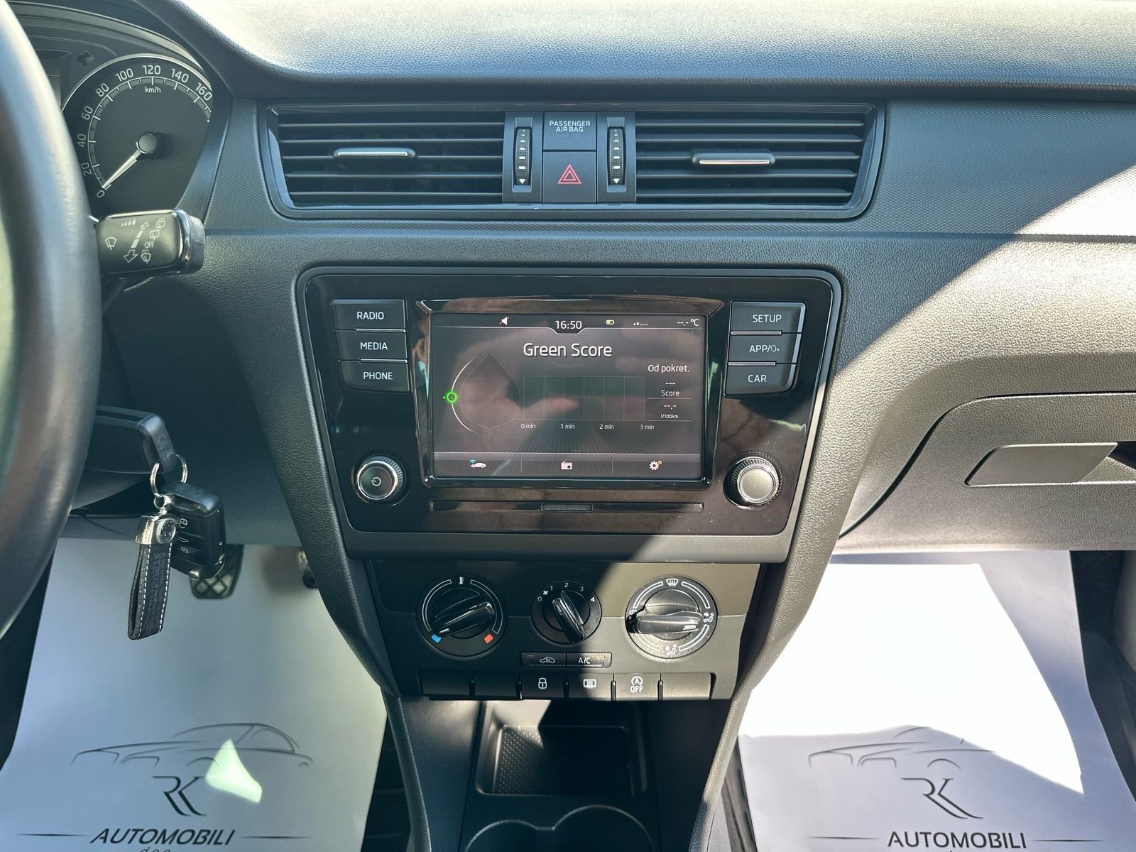 Škoda Rapid 1,0 TSI 2019 *navigacija, fotografija 14
