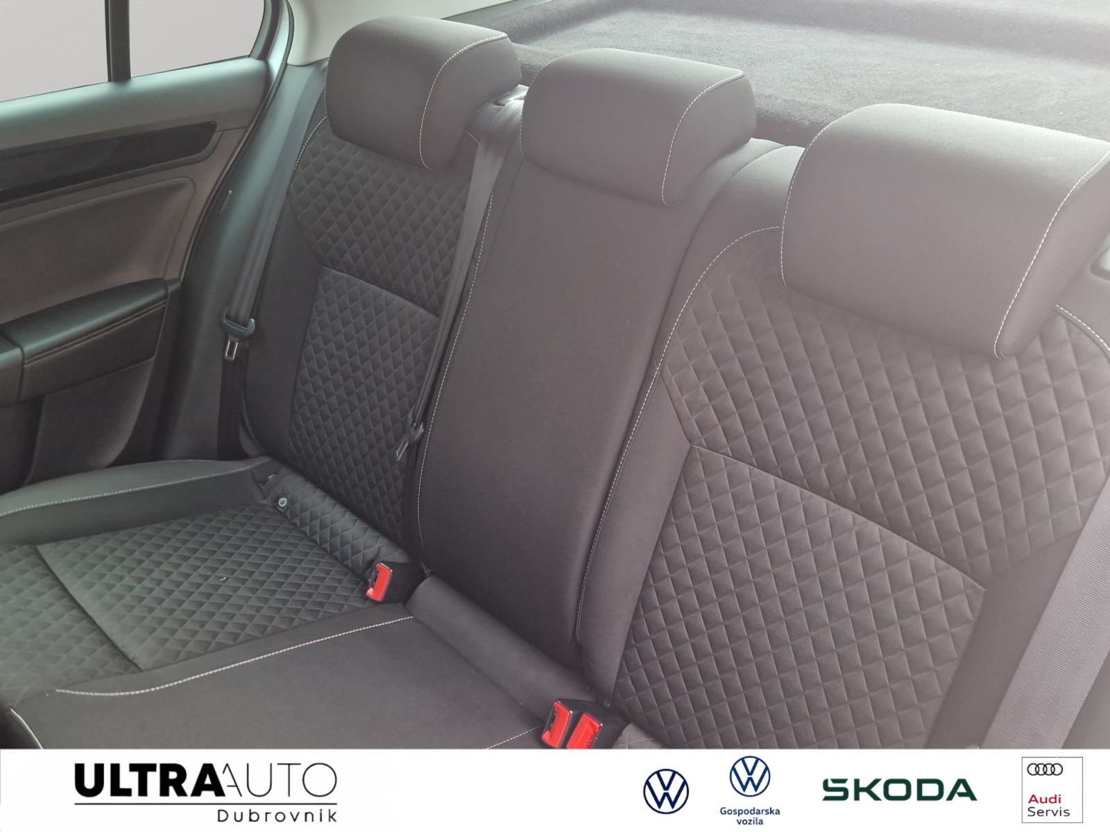 Škoda Rapid 1,0 TSI Ambition Plus, fotografija 12