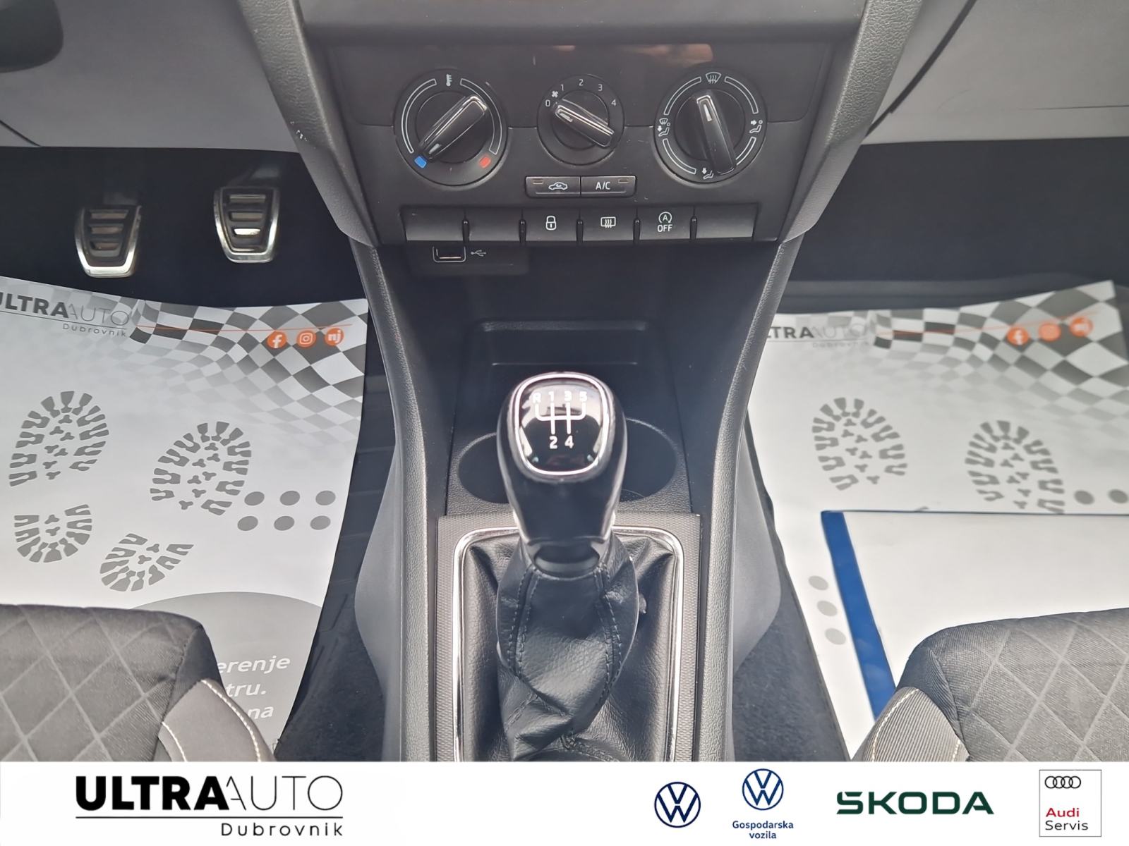 Škoda Rapid 1,0 TSI Ambition Plus, fotografija 14