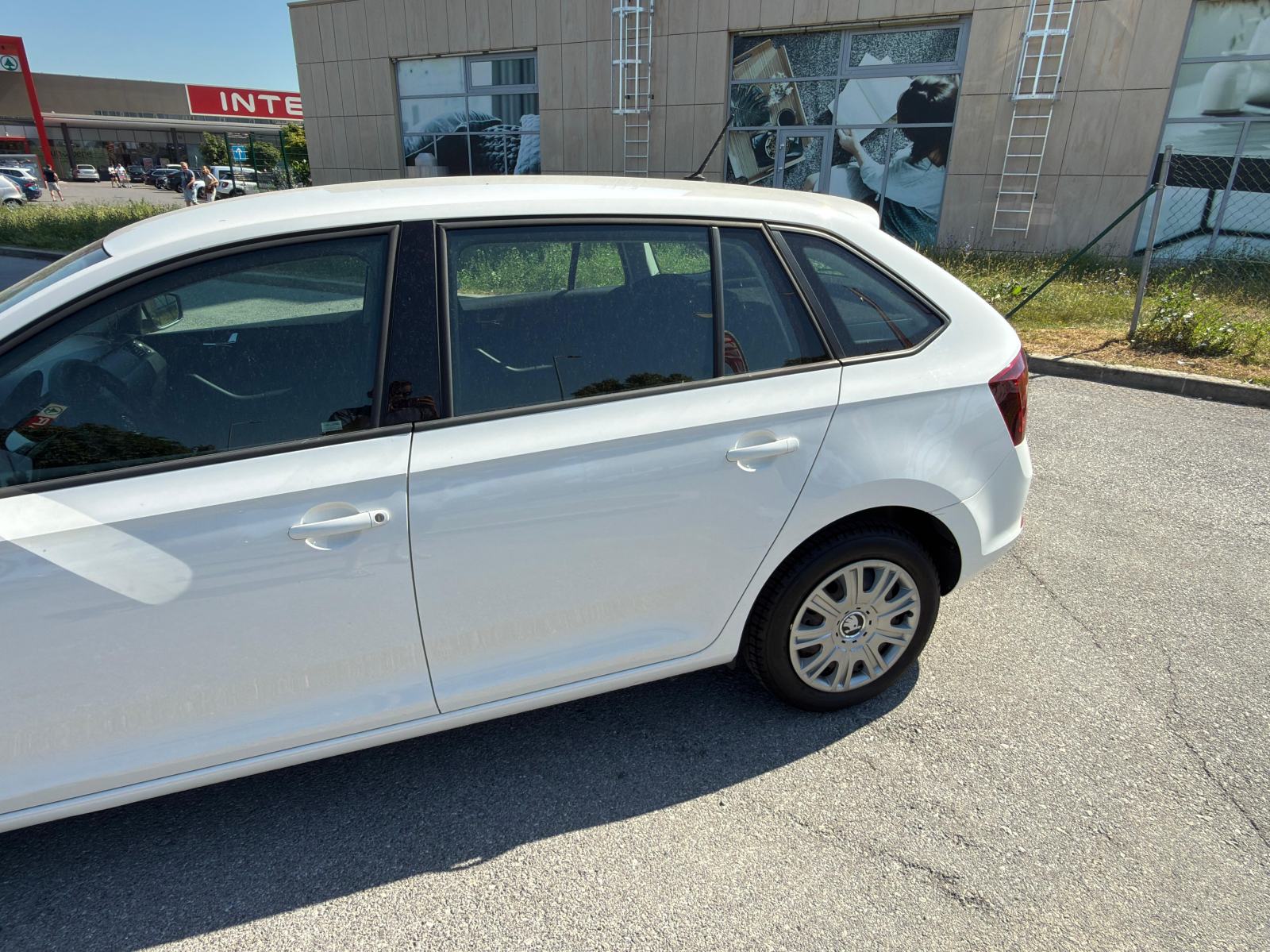 Škoda Rapid 1,0 TSI, fotografija 6